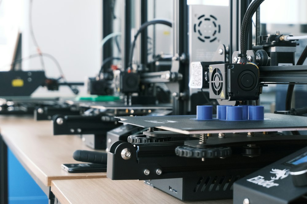 Vrsta 3D tiskalnikov, ki tiskajo modre valje